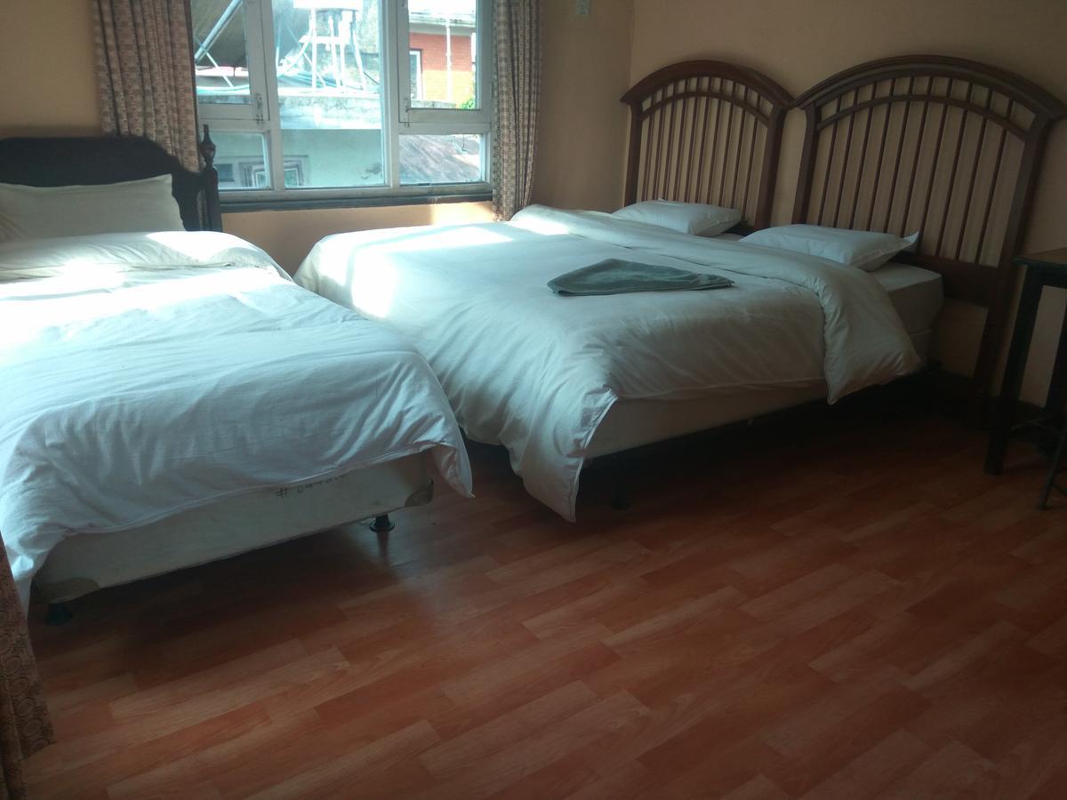 Beehive Hostel Kathmandu Exteriör bild