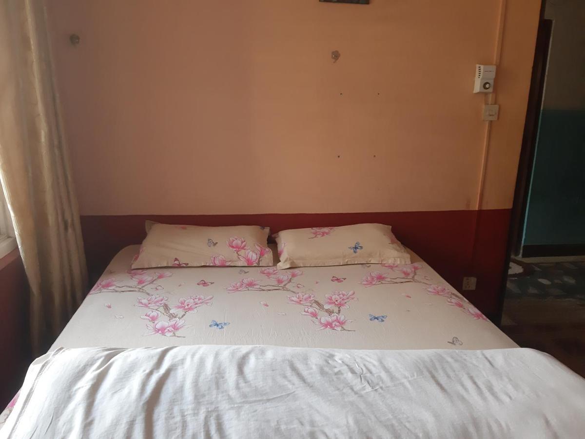Beehive Hostel Kathmandu Exteriör bild