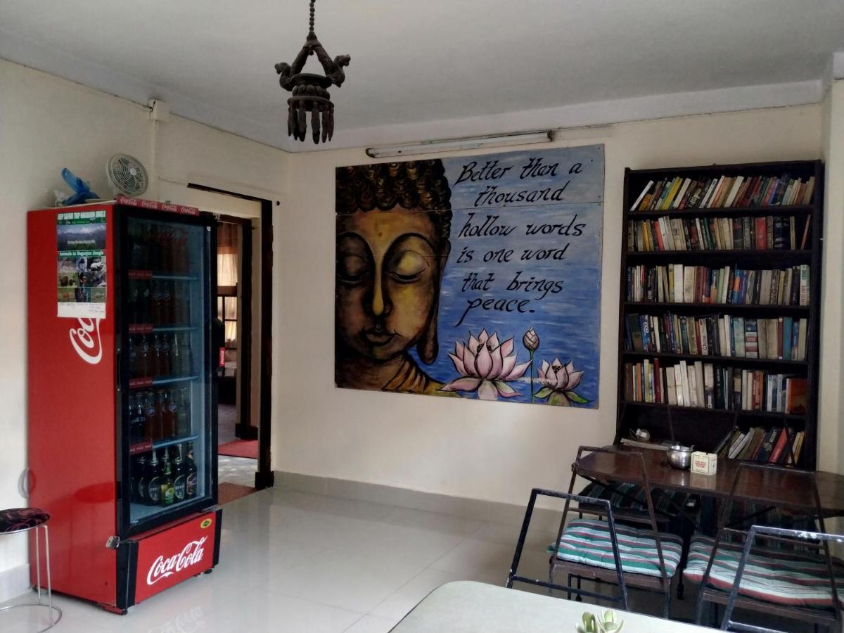 Beehive Hostel Kathmandu Exteriör bild